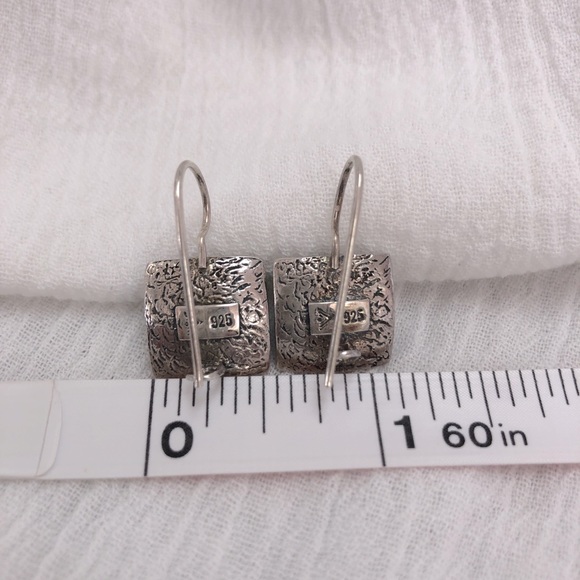 Silpada Sterling Silver Hammered Square Black Pearl Earrings Retired - Picture 6 of 10